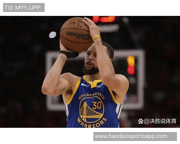 十年如一日库里在近十个赛季关键一投人选投票中八次领跑