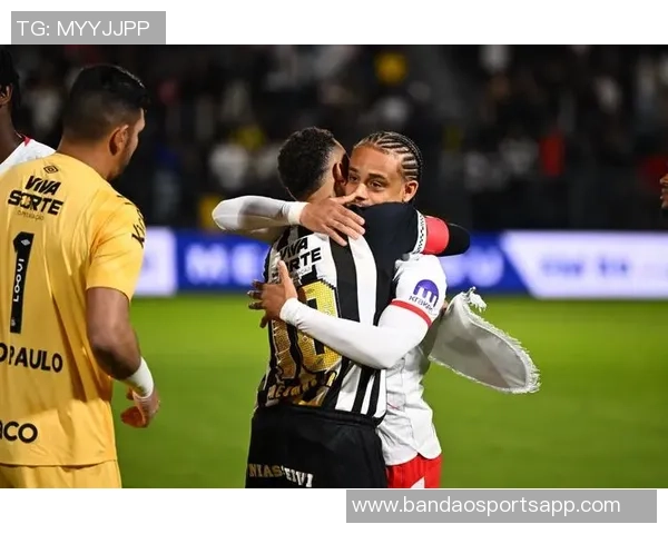 内马尔欲投美职联但桑托斯坚定信心续约不放弃