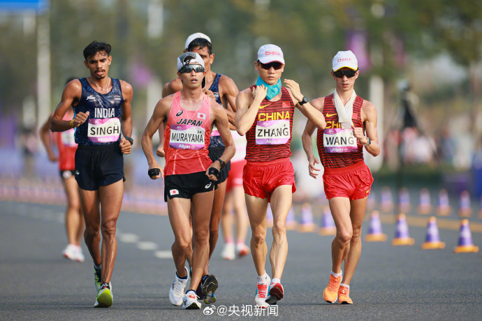 半岛体育-斯洛文尼亚田径选手夺得公里越野金牌，实力超群